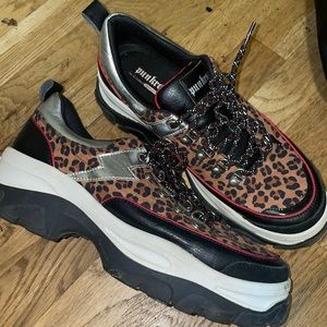 Punkrose Skechers